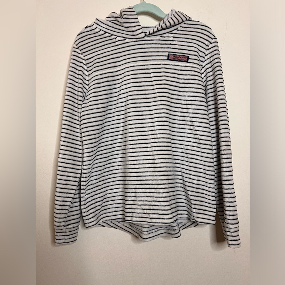 Vineyard Vines Girls Striped Velour Shep Shirt Size Medium.
